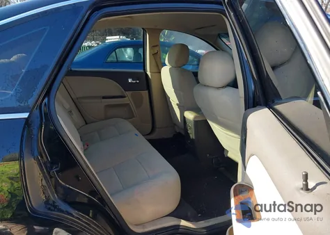 2008 Ford Taurus Sel z USA, uszkodzony, nr VIN 1FAHP27W58G177396